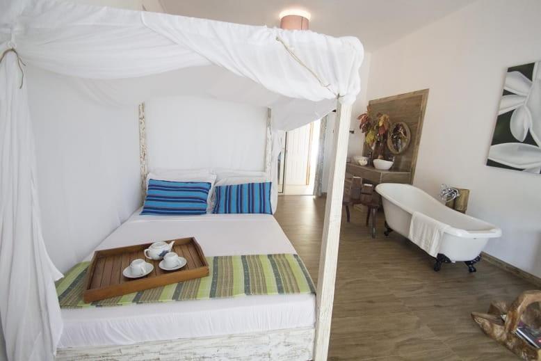 Le Comfort Anse Royale Exterior photo